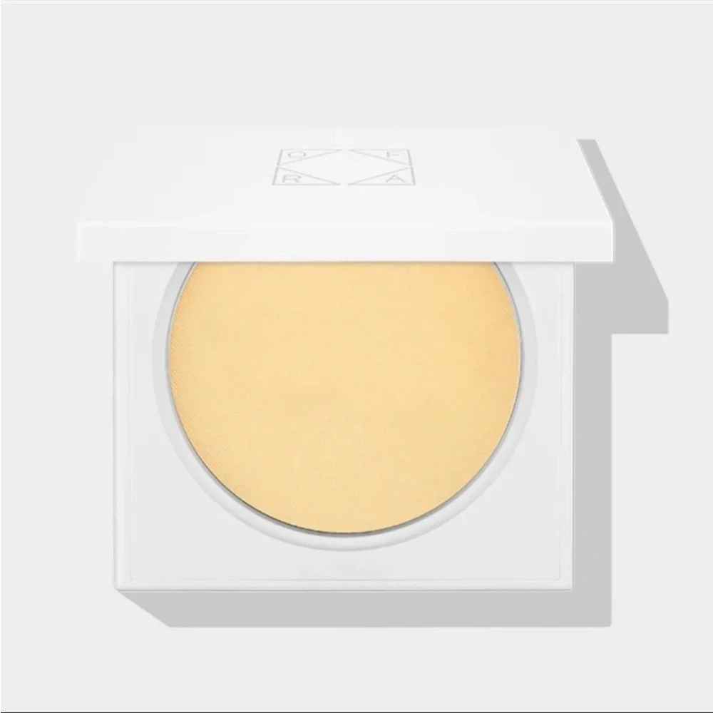 ✨ Ofra Cosmetics Pressed Banana Powder